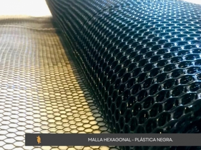 MALLA HEXAGONAL - PLÁSTICA NEGRA.